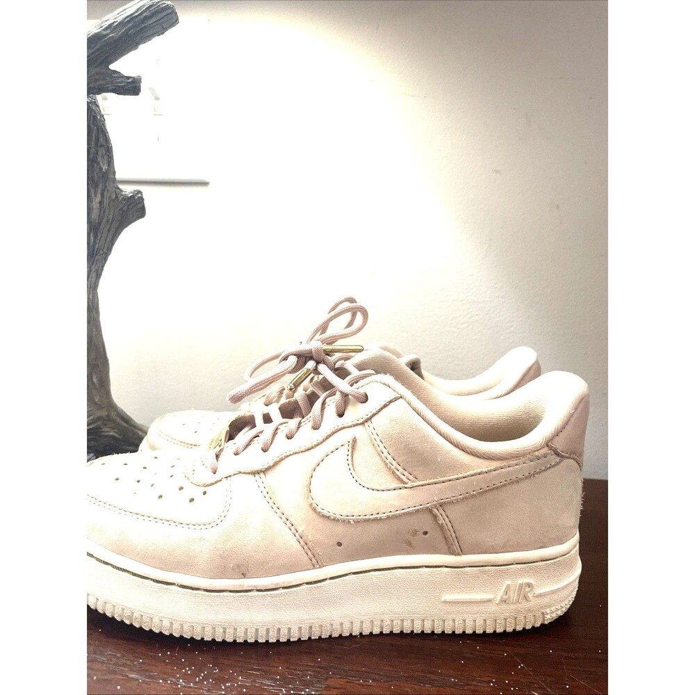 Nike Air Force 1 Sage Low Women Size 9.5 US Particle Beige Pink Suede AR5339-201